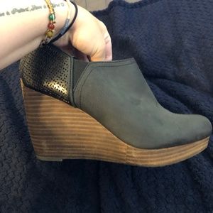 Dr schools Harlow ankle wedge bootie